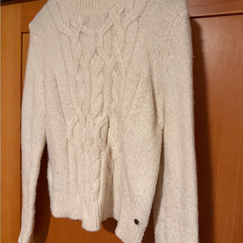 Tommy Hilfiger Cream Cable Knit Sweater